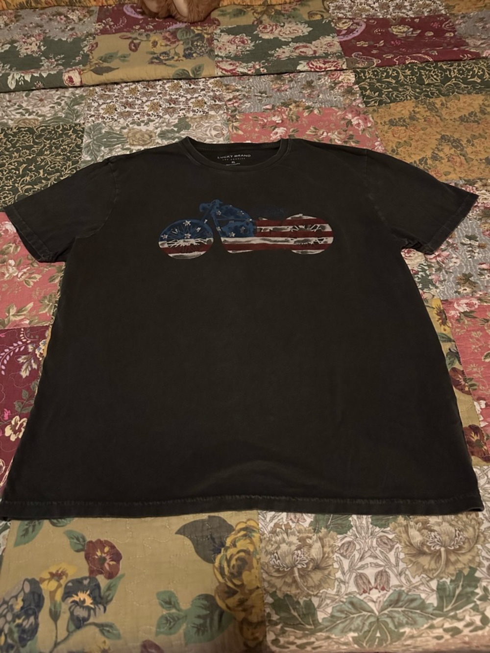 Lucky brand Tee